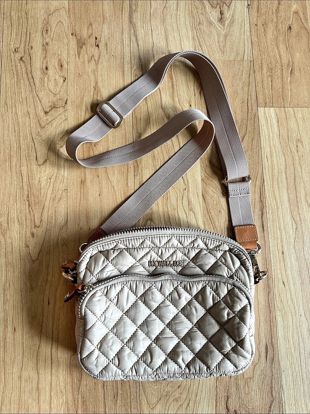 Buff Small Metro Camera Bag in Sand